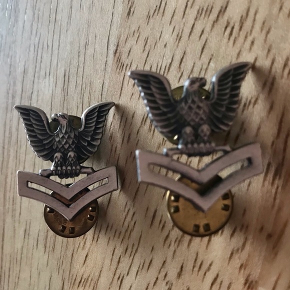 USN Other - US Navy Petty Officer Second Class Lapel Pin Set